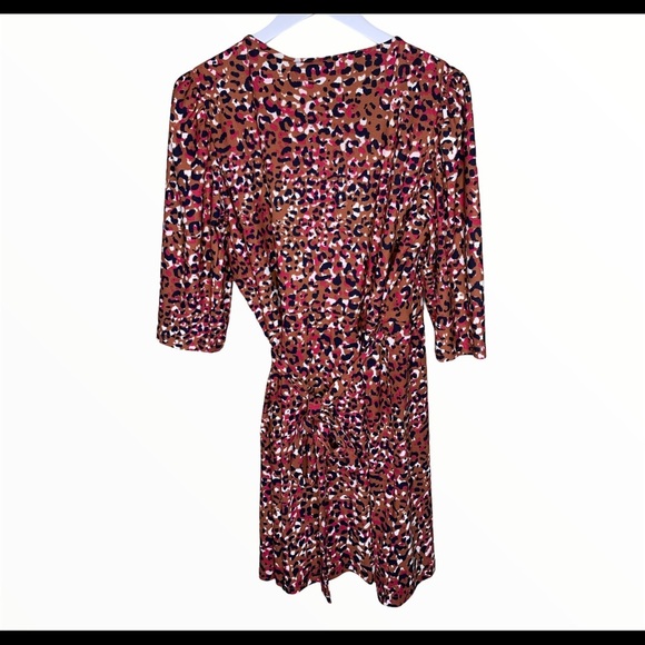 NWT VERO MODA Britt Animal Print Mini Wrap Dress With V Cut Brown Size Large - Picture 7 of 10